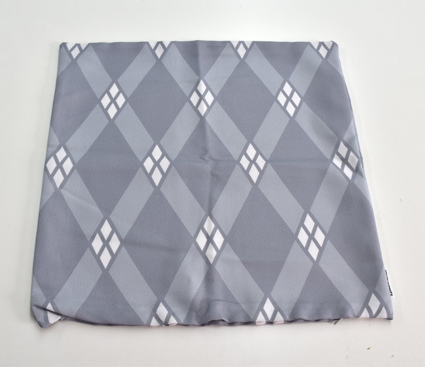 Cushion cover 18x18 - Crepe | Diamonds