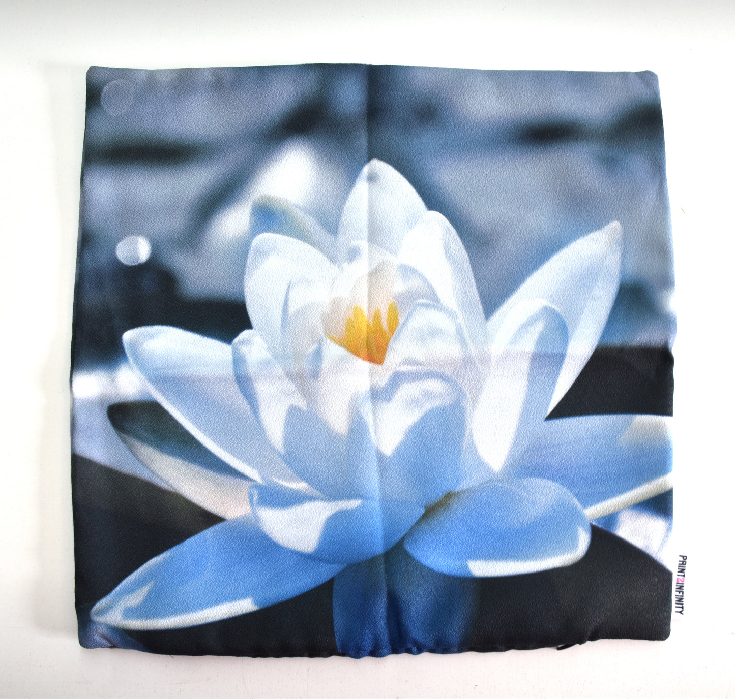 Cushion cover 14x14 - Crepe | Water lily