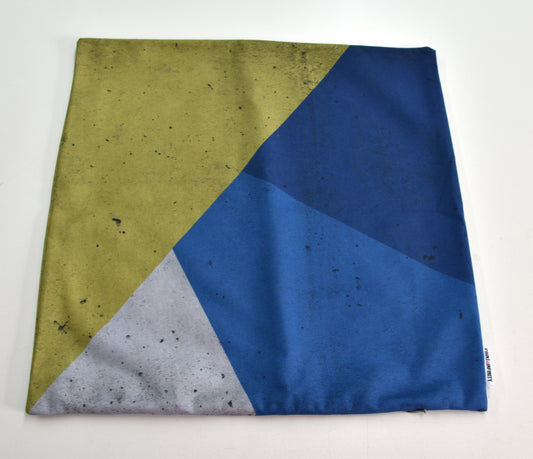 Cushion cover 18x18 - Canvas | Triangle design - Yellow and blue