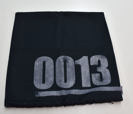 Cushion cover 18x18 - Polycube | Number 13 - Black and gray