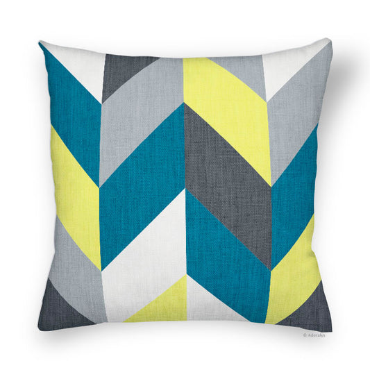 Cushion Cover | Large Arrowheads - Tricolor 2